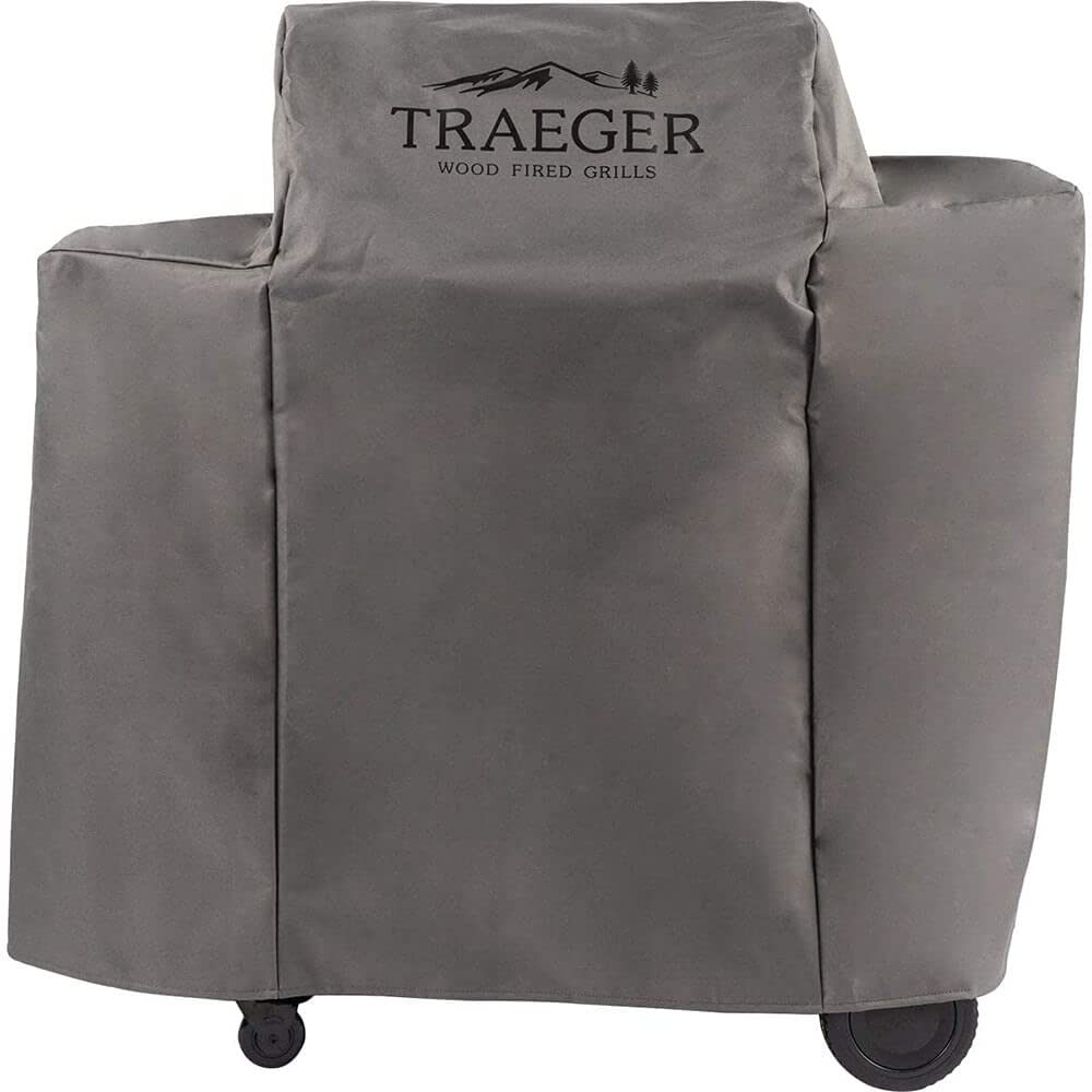 Traeger BAC505 full-length grill cover fits Ironwood 650 securely, protecting from rain and sun.