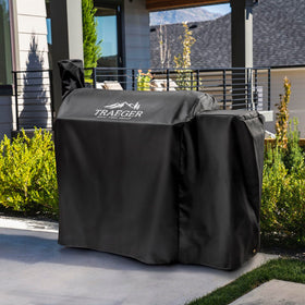 Traeger Century 885 cover side view showing snug fit against weather elements