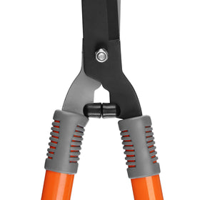 TRAMITEC hedge shears with Teﬂon coating resist rust and wear.