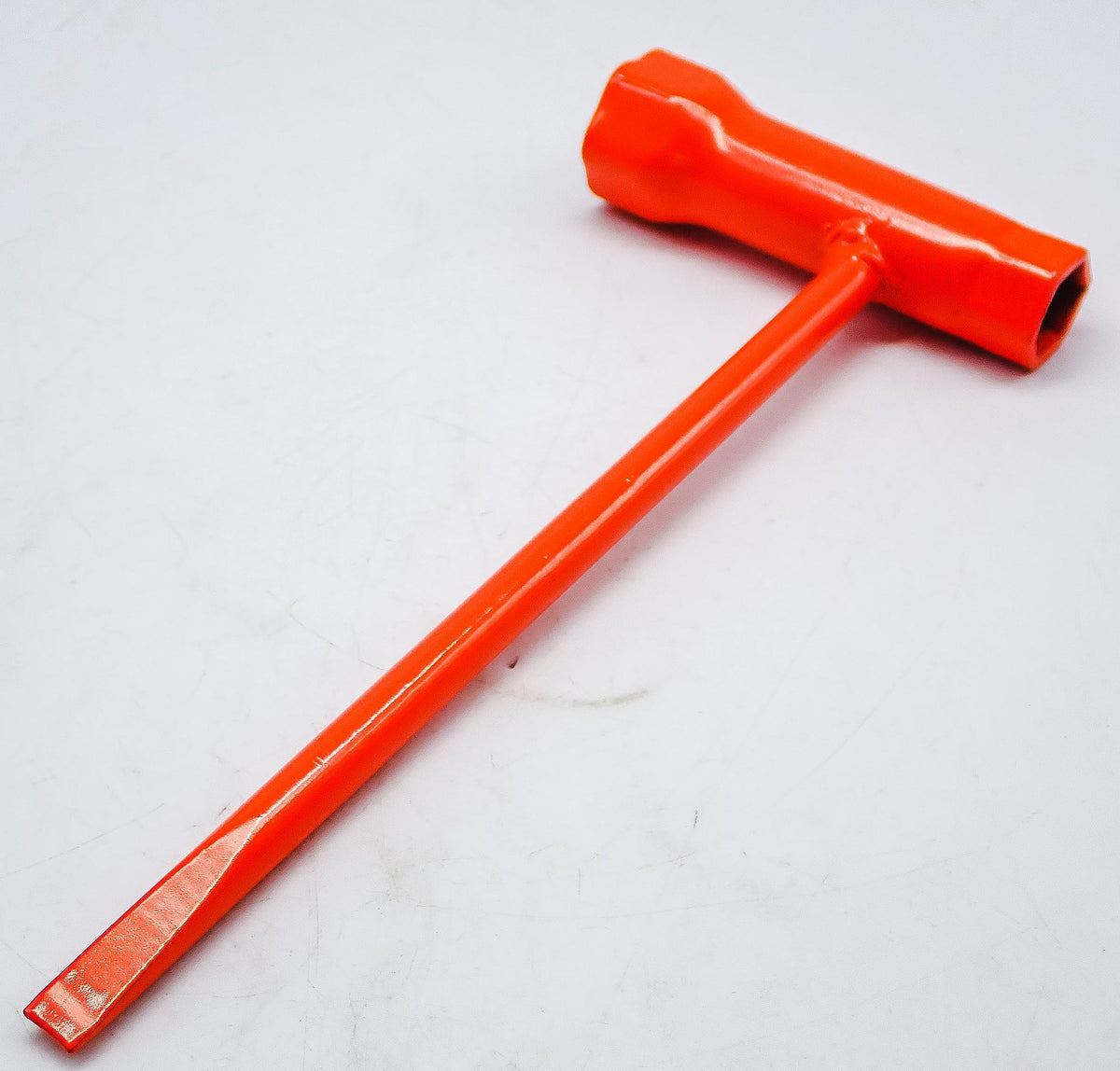 Packaging shot shows two-wrench Duke's SCRENCH set.