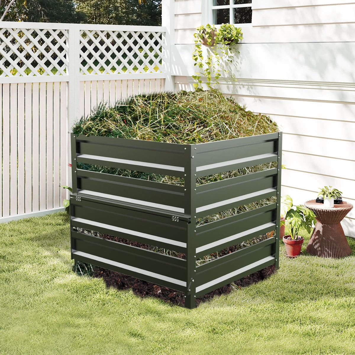 Trellume large-capacity bin handling bulk kitchen and yard waste