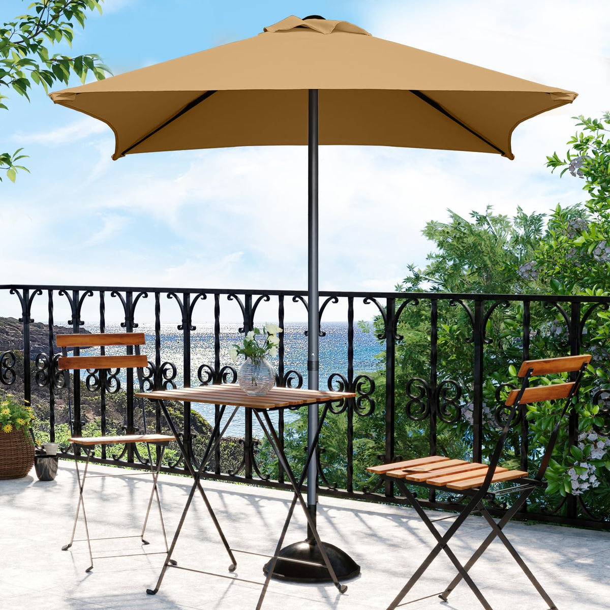 Trenovo compact space solution fits small balconies and decks