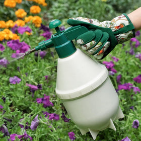 Trifabricy gift-ready packaging for gardeners
