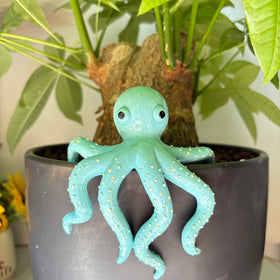 TSCVPJL resin flower pot decor, durable hugger decorations.