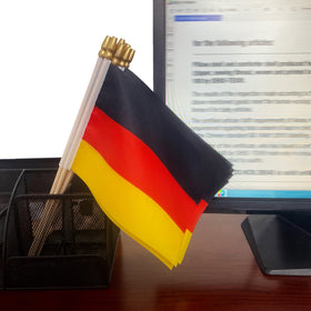 TSMD polyester flag with durable construction for reuse
