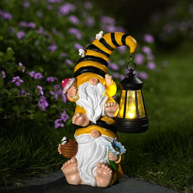 TSTGEE weatherproof gnomes stand up to sun and rain