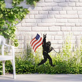 TT & MM Design-patent Bigfoot stake ensures a unique backyard sculpture.