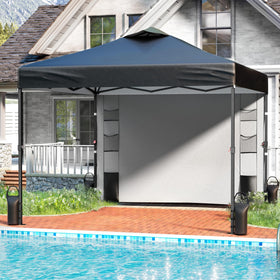 Tunbne sidewall with pockets stores small items for organized outdoor events