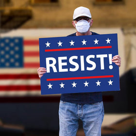 TUOCYERD Resist! sign with H-stake demonstrates stable yard installation.