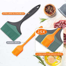 Tuyotue large-surface brush reduces basting time on big roasts.