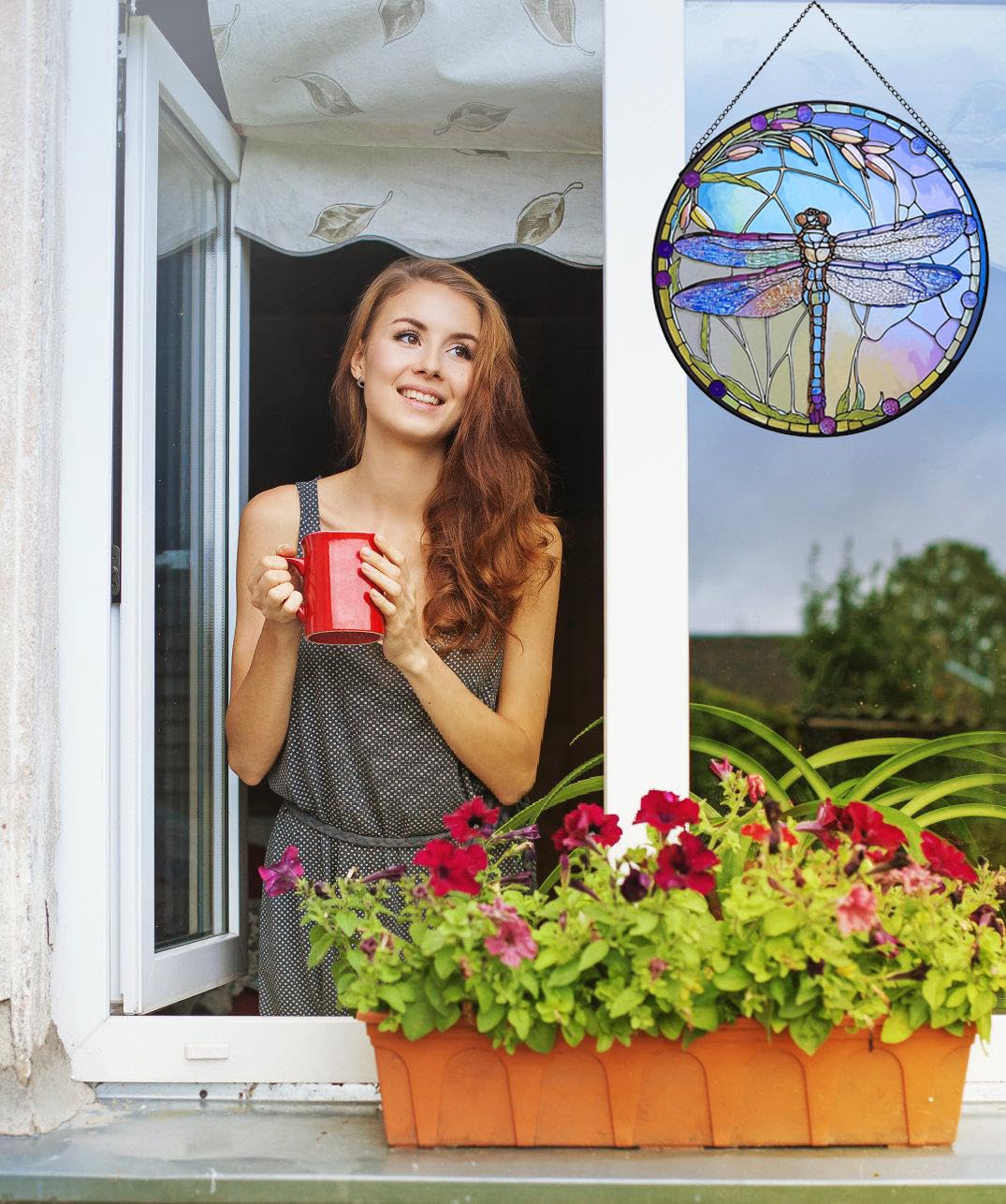 TwaliRay handmade suncatcher showcases detailed painting and glass craftsmanship