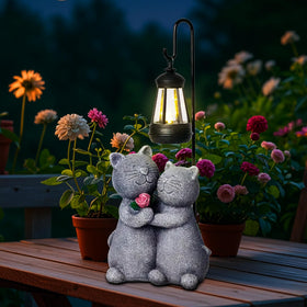 Twinbling solar lantern cat statue creates an inviting boundary for yards.