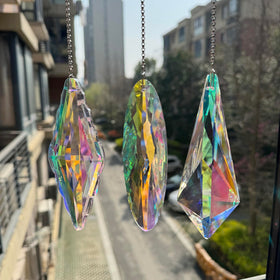 TXXNSM rainbow-reflection display highlights multi-colored light on surfaces