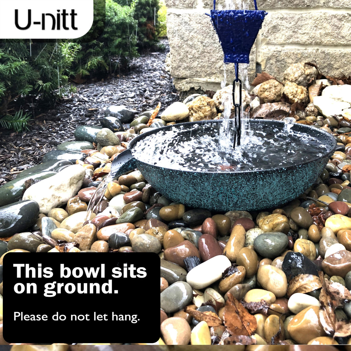 U-nitt deep tray concentrates flow for controlled spill and fountain vibe