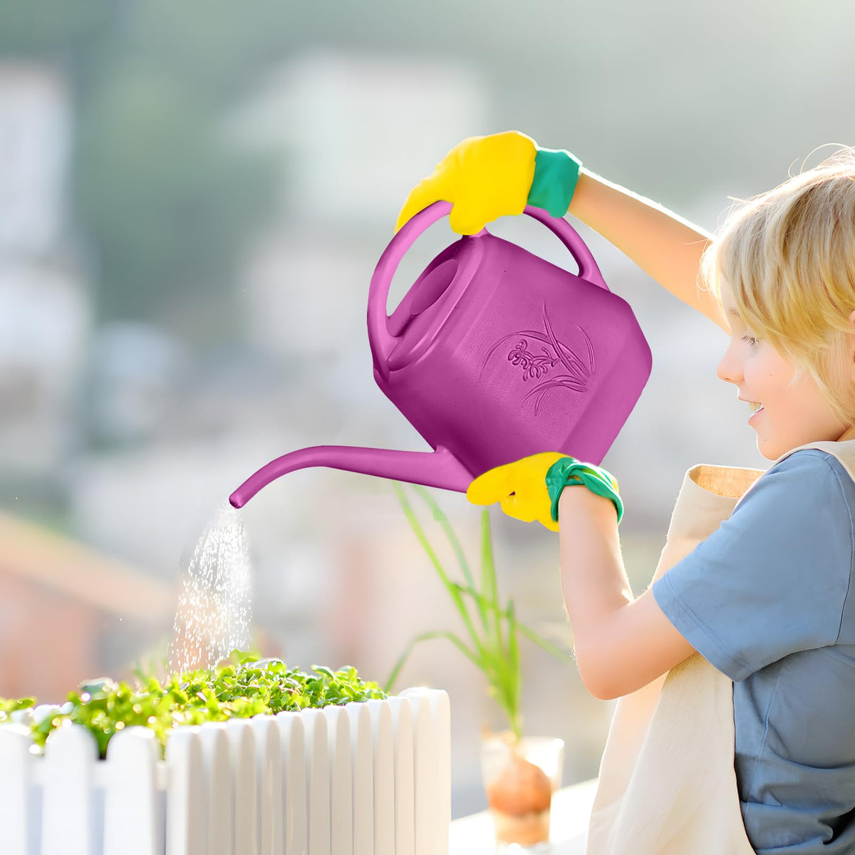UFANME compact, ergonomic design in use for balcony plants.