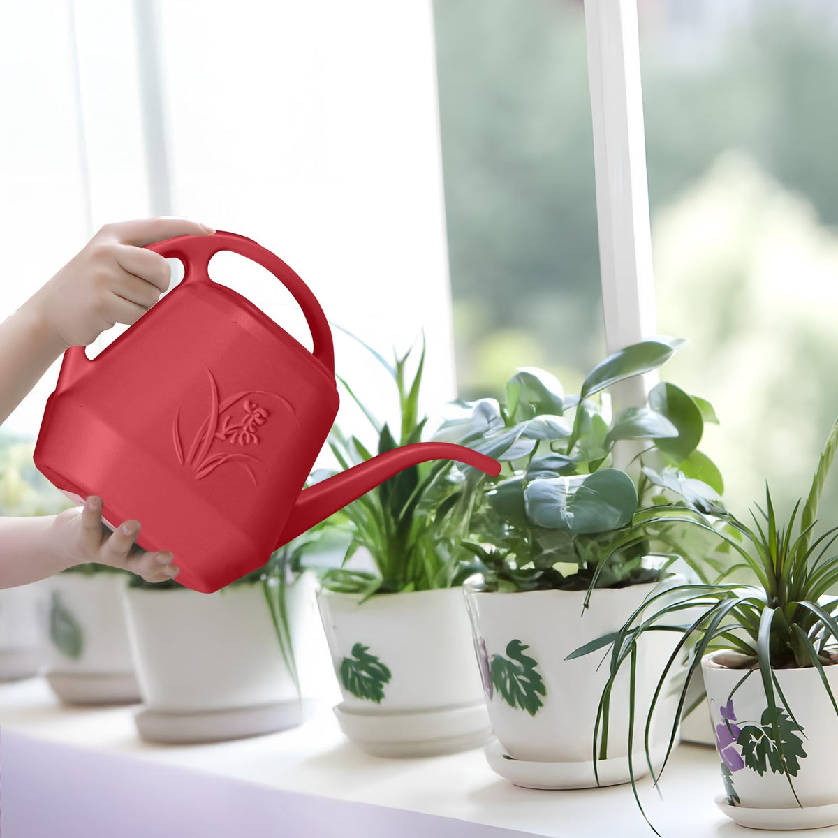 UFANME ergonomic design reduces hand strain during gardening tasks.