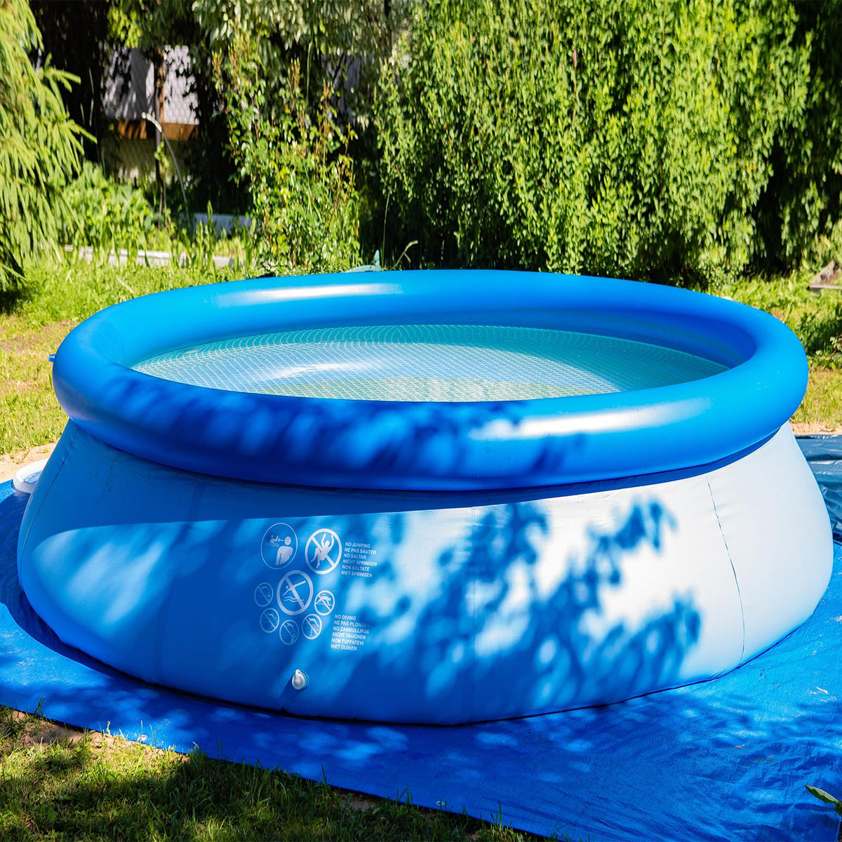 UJG wide coverage pool ground cloth suitable for 18-foot pools.