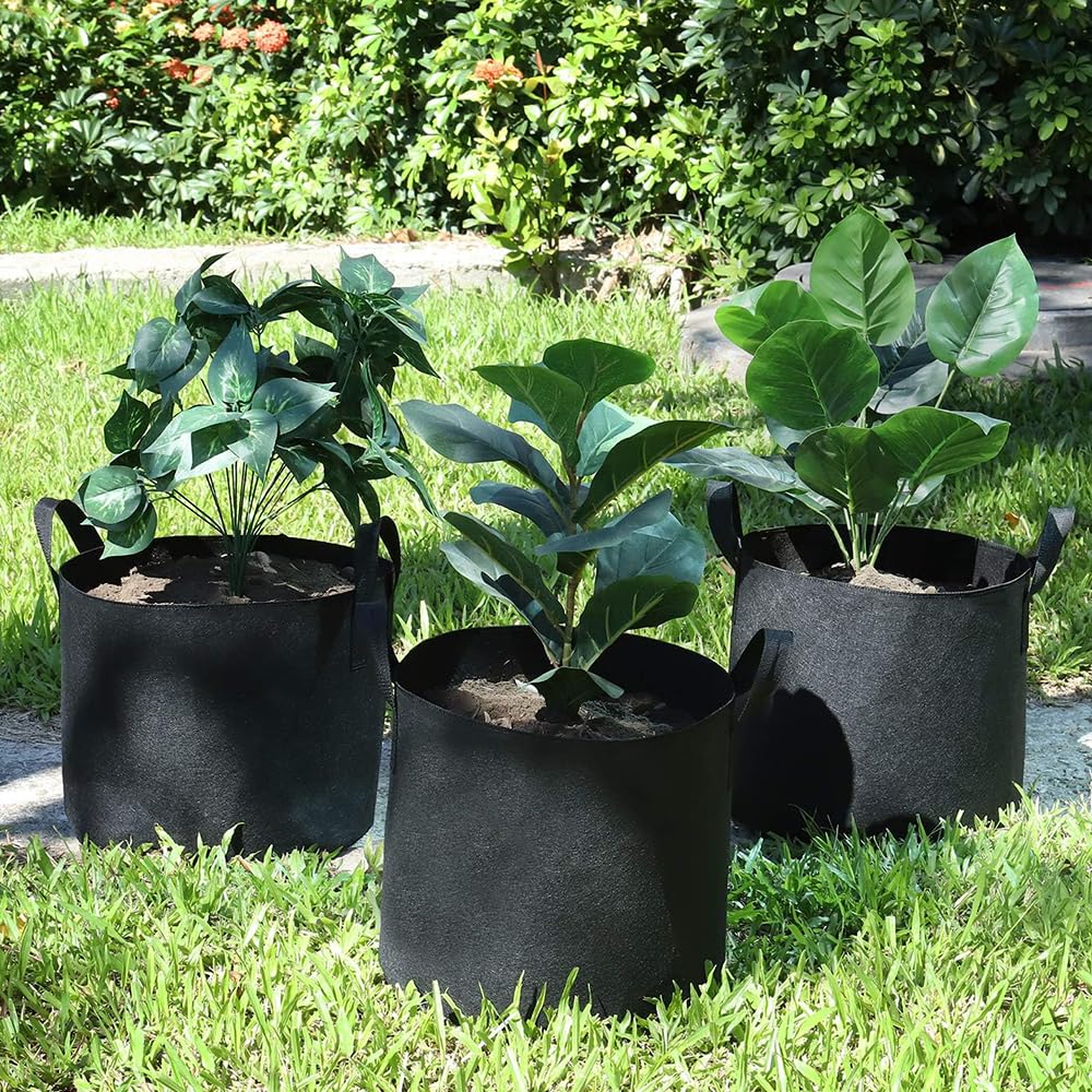 Ukontagood five gallon capacity grow bag suitable for vegetables.