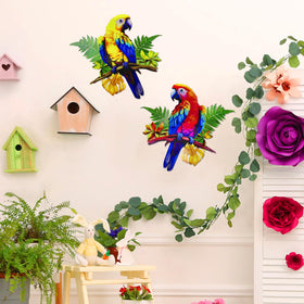 ULENDIS metal parrot decor features 3D detail and craftsmanship.