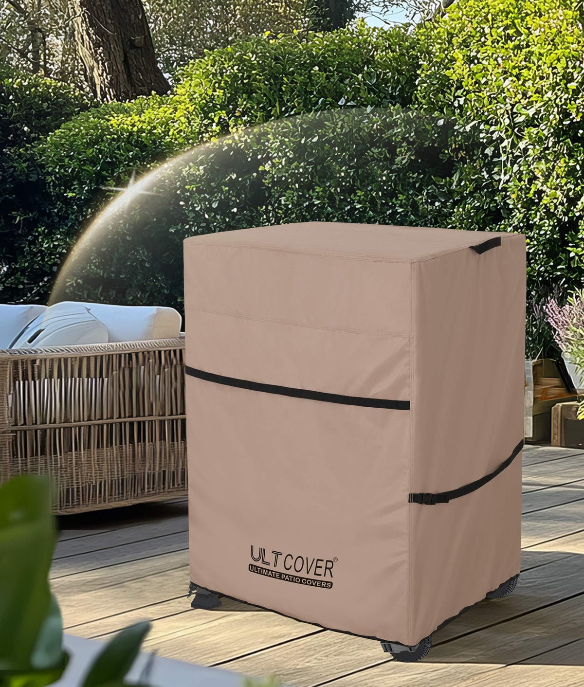 ULTCOVER outdoor gas grill protection suitable for year-round use.