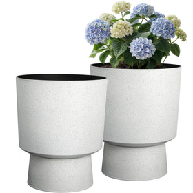 Ultym urn-planter two-in-one assembly for flexible indoor or outdoor use