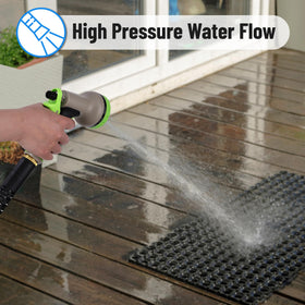 UNCO durable stainless-steel outer layer resists wear in tough outdoor conditions.