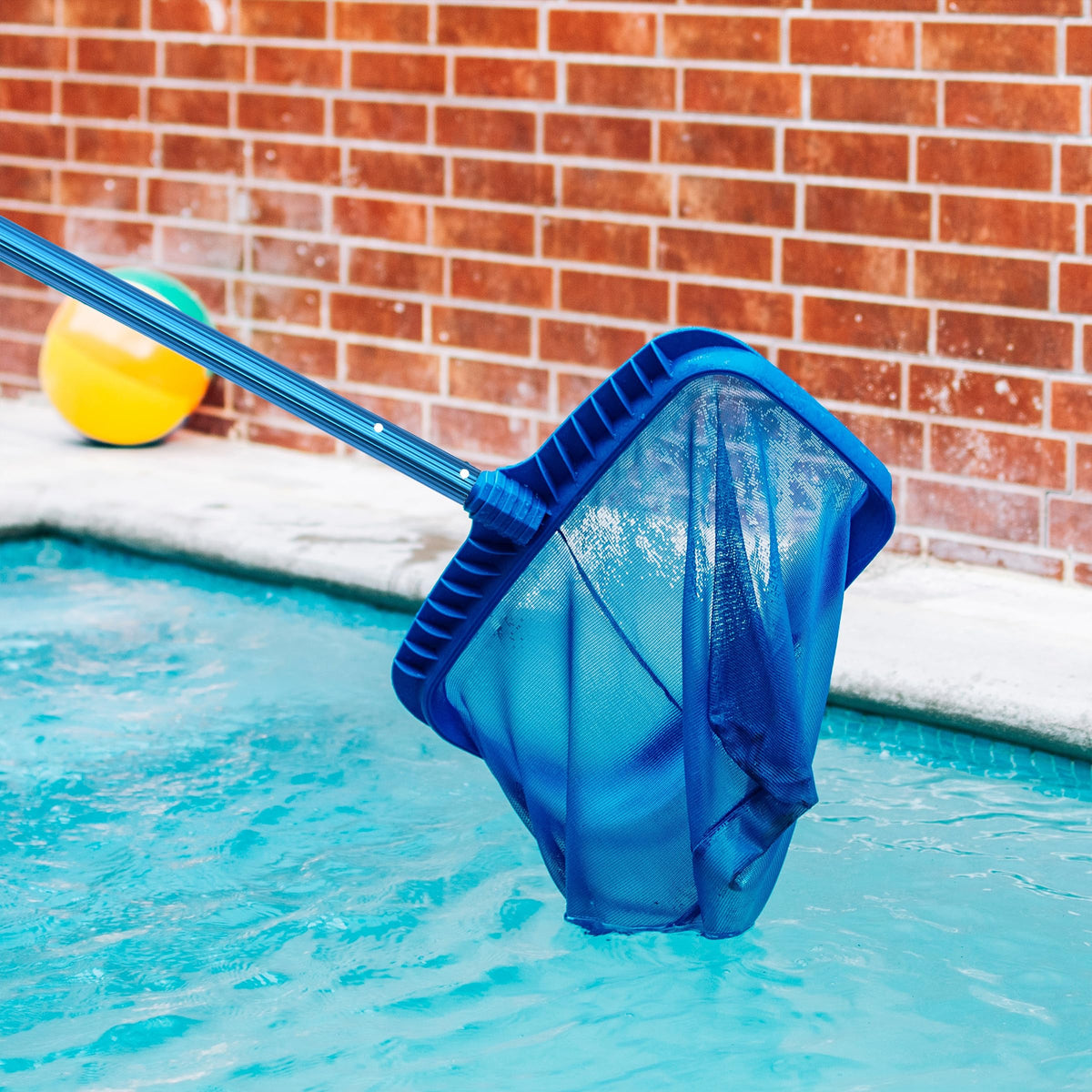 UNCO easy attach system speeds up routine cleaning tasks.