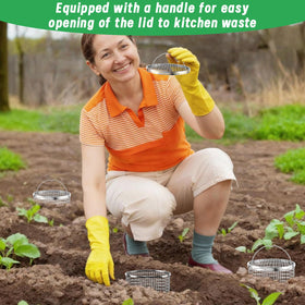 UNIFAMILY metal-wire construction offers sturdy, durable composting in any season.