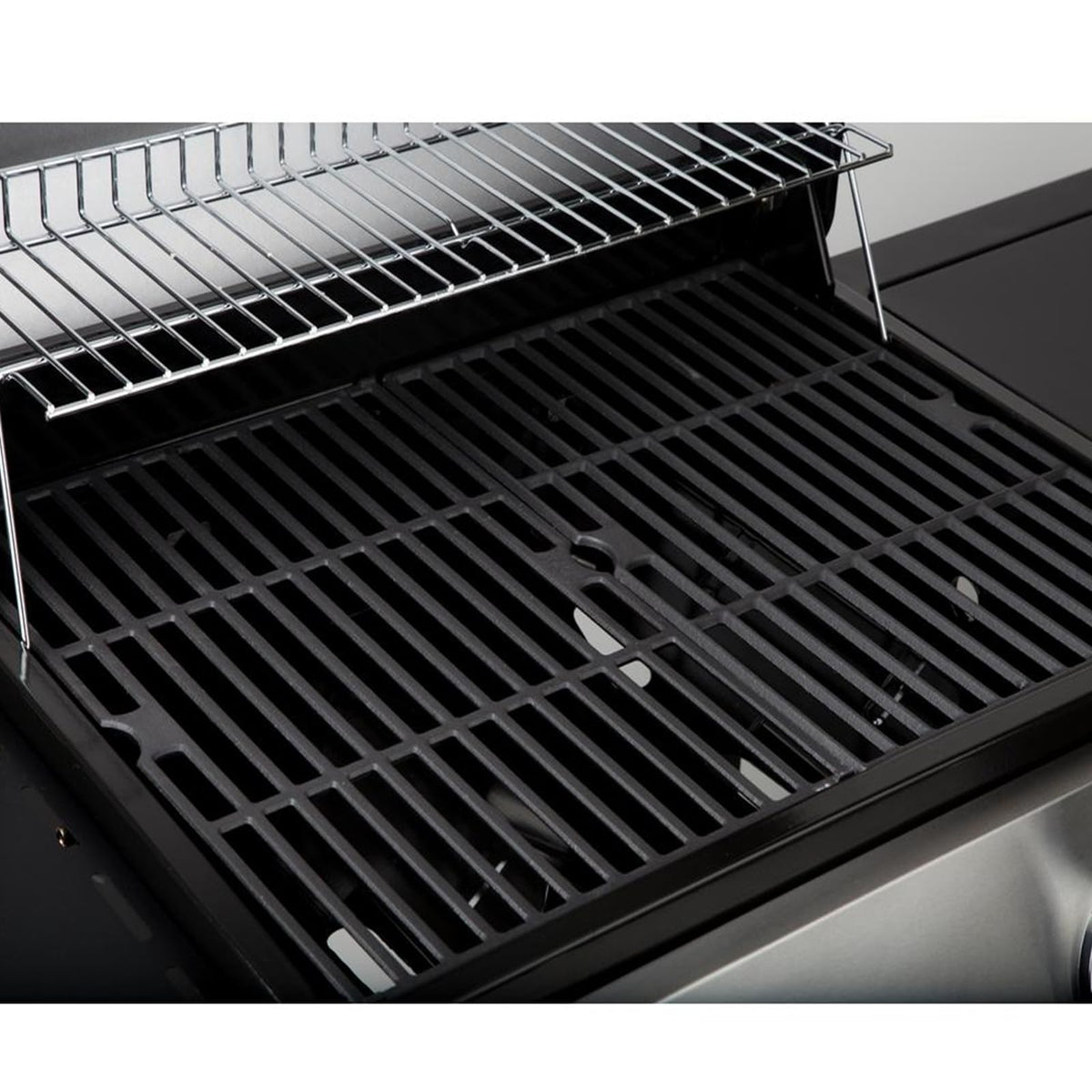Durable cast iron construction resists chipping better than enamel