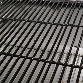 Uniflasy three-pack grill grates for busy grill sessions.