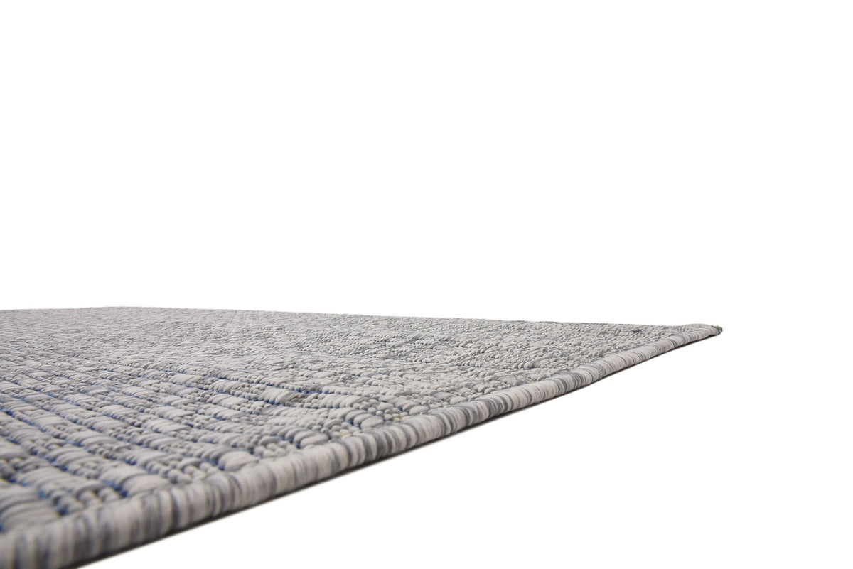 Unique Loom rug pad-ready design helps stabilize placement and comfort.