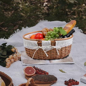 Gift-ready presentation of the UoeRing wicker basket for any occasion.