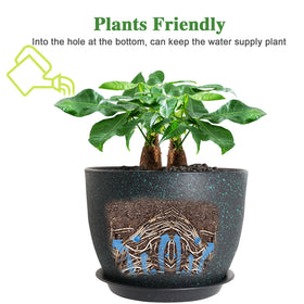 UOUZ large planter accommodates big plants like fiddle-leaf fig.