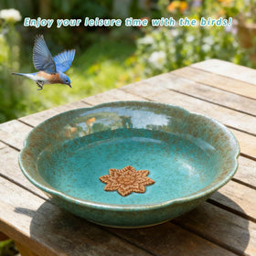 UPSJYJ bird bath makes a thoughtful gift for nature lovers.