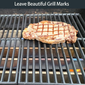 Utheer grate features smaller gaps to help prevent food from slipping through.