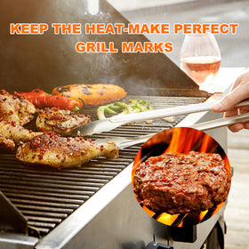 Large and small grate pairs cover the full Nexgrill cooking area