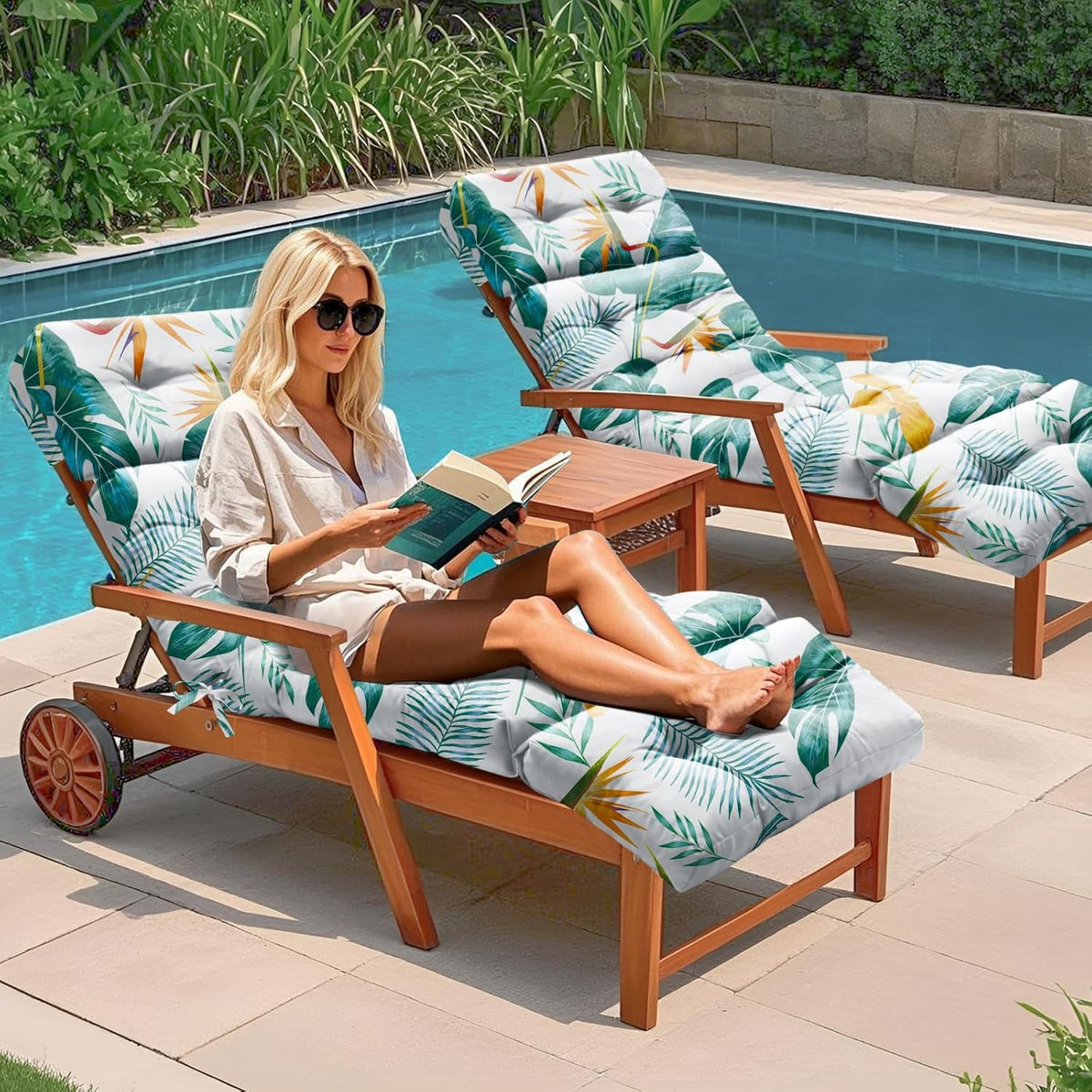 Uthem chaise cushion waterproof Oxford fabric closeup shows durable outdoor material