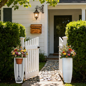 UYEDUJZ planter riser fits tapered, square, and round planters.
