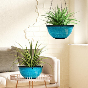 Vanslogreen Snowflake Blue planter shows thick-walled durability for year-round use