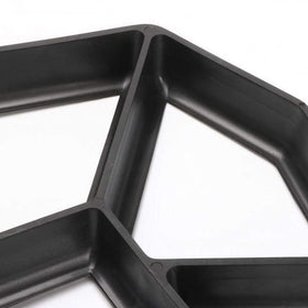 VanSmaGo 4-pack supports patios and lawns for versatile layouts