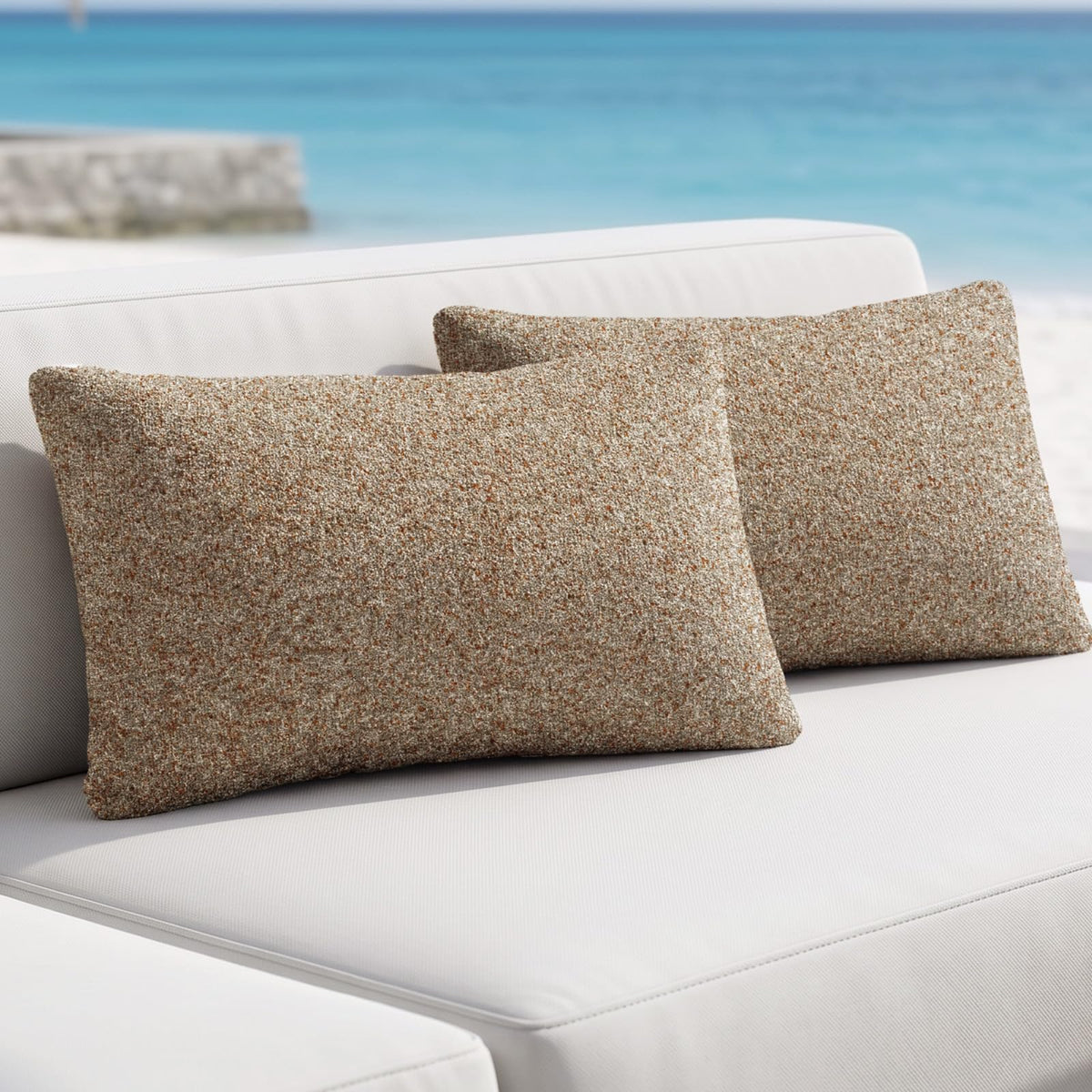 Varmoza outdoor lumbar pillow close-up with removable zipper cover for easy washing.