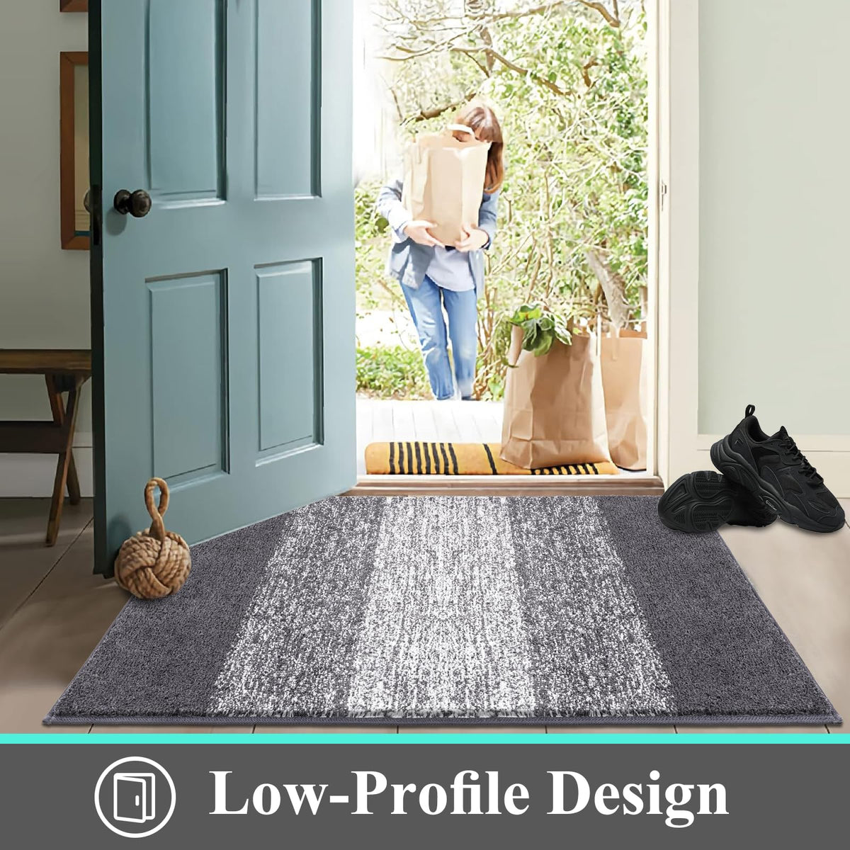 Vaukki Mud-trap mat captures mud and dirt at the threshold.
