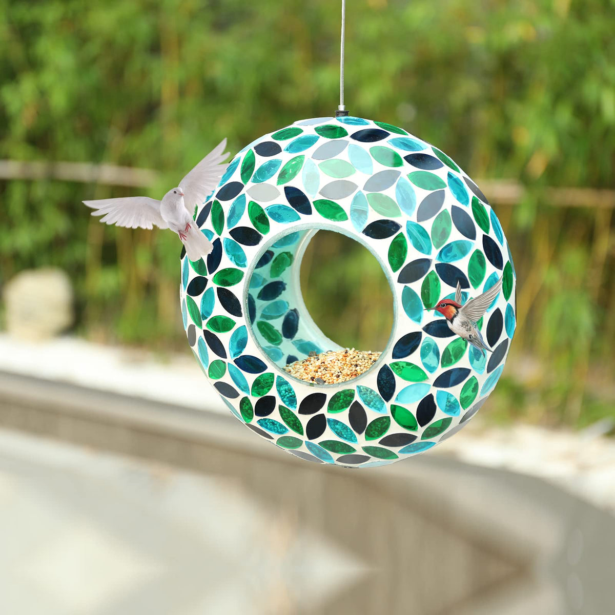 VCUTEKA Easy-fill bird feeder supporting cleaning and seed refills.