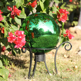 VCUTEKA colorful garden centerpiece catching sun at day and night.