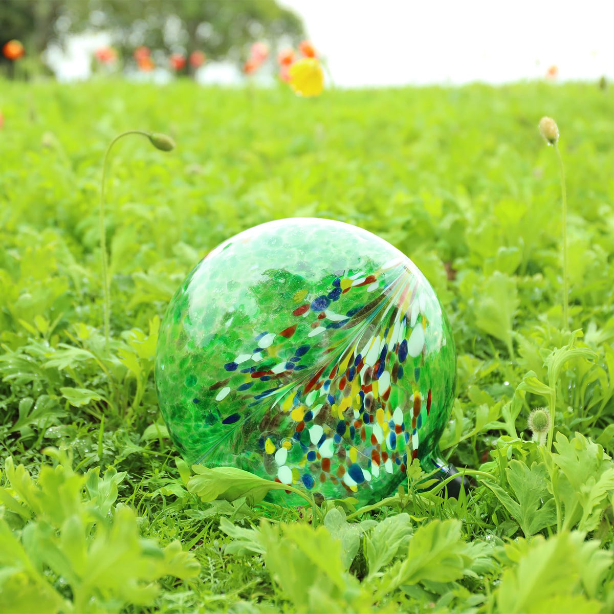 VCUTEKA Gazing Ball bottom rubber cap design helps steady placement in a stand.