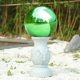 VCUTEKA gazing ball makes a tasteful gift for gardening lovers.