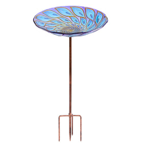 VCUTEKA glass bird bath with peacock pattern attracts birds to your garden.