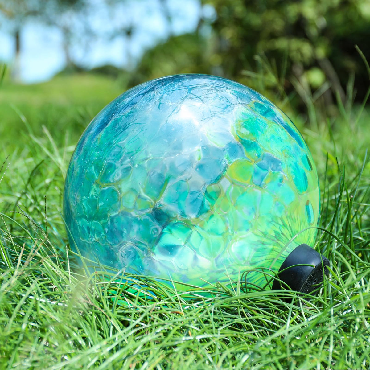 VCUTEKA iridescent gazing ball blue swirl maintains reflective glow