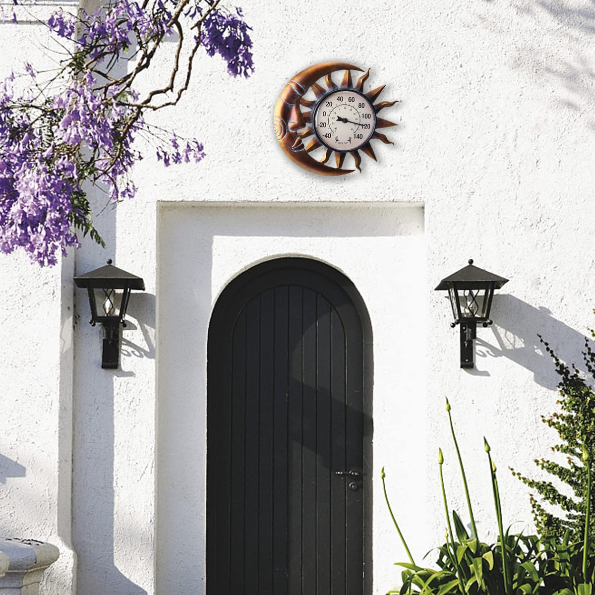 VCUTEKA retro metal garden stake elevates yard decor and pathways