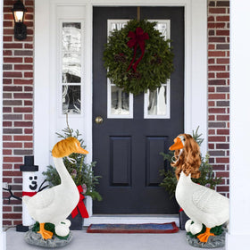 VEEVIIY porch goose wig braid style 5 offers quick refresh for statues.